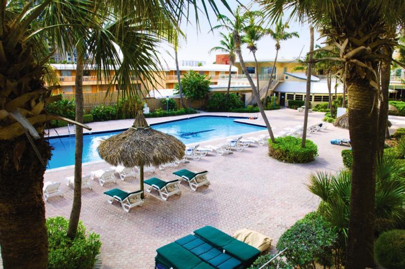 סאני איילס ביץ' Thunderbird Beach Hotel מתקנים תמונה