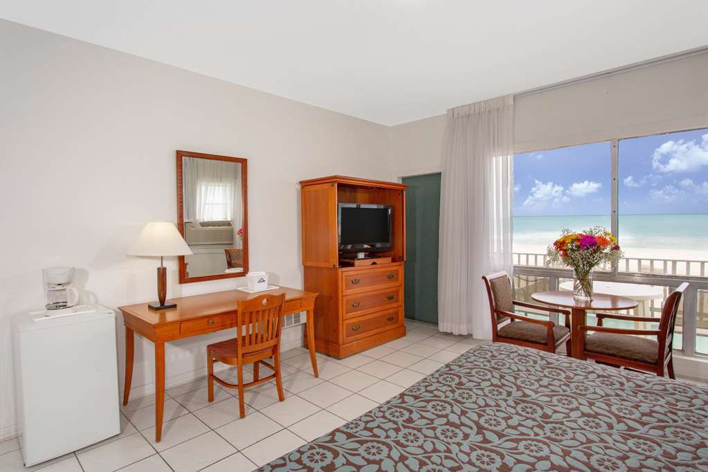סאני איילס ביץ' Thunderbird Beach Hotel חדר תמונה